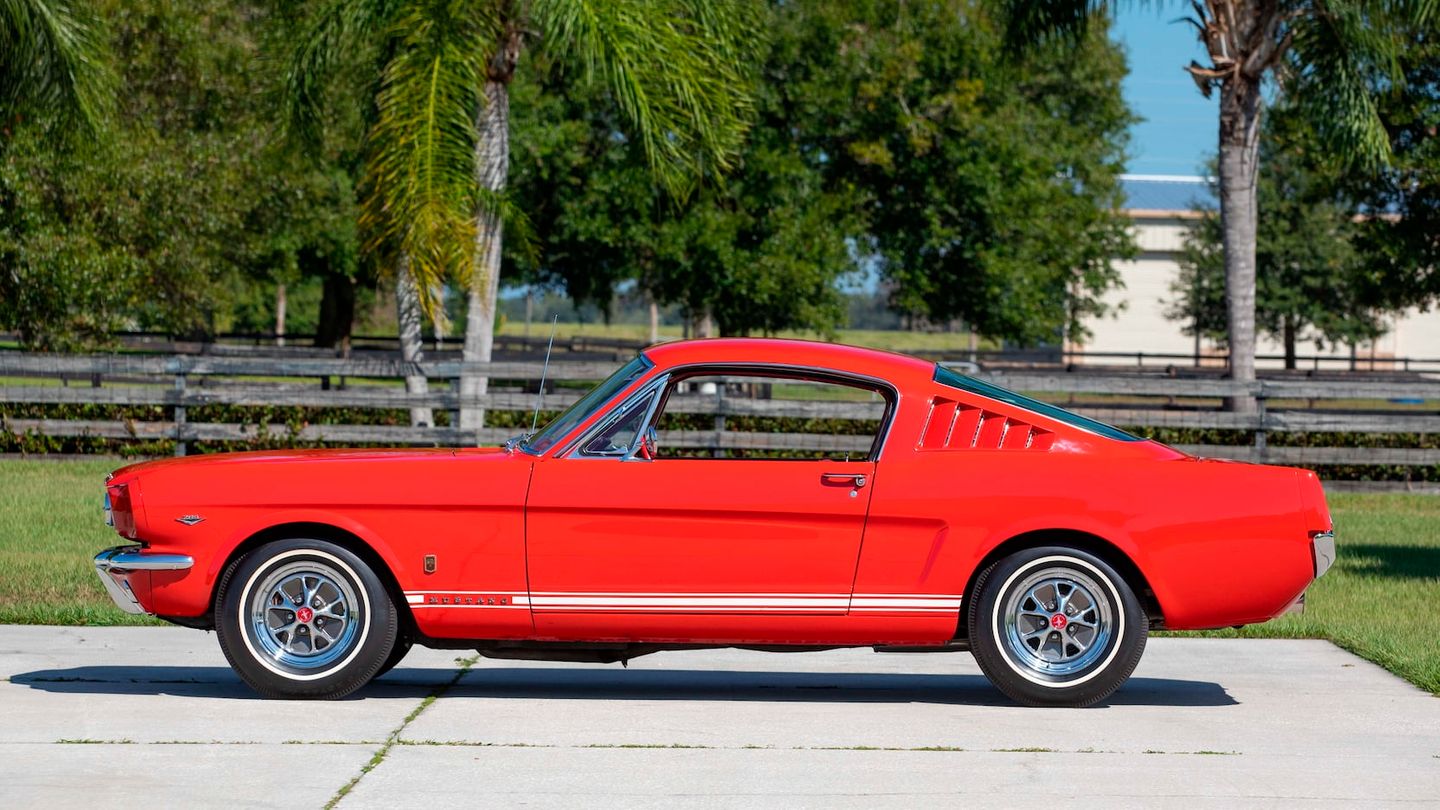 1965 Ford Mustang GT