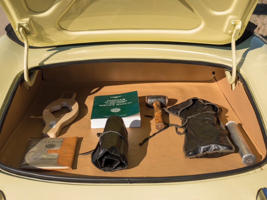 Jaguar E-Type Trunk Tool Roll Tools Hammer Primrose