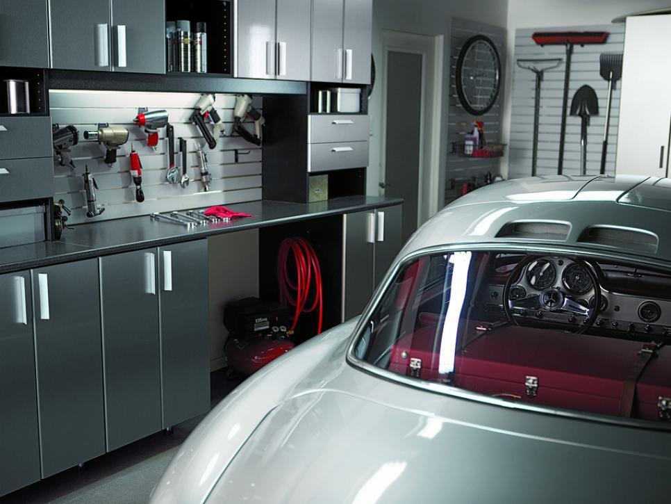 Mercedes-Benz 300SL Garage