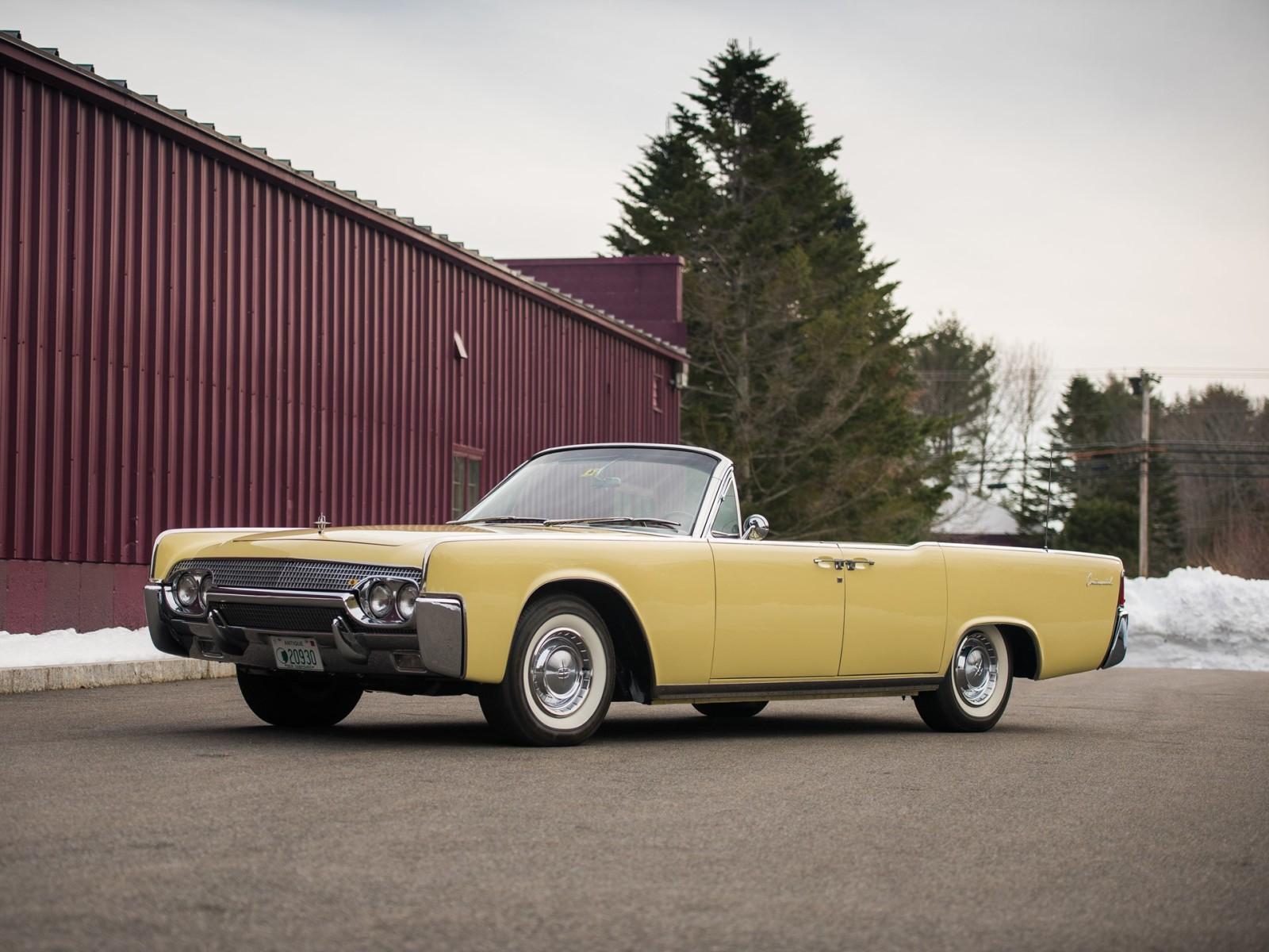 Lincoln Continental Convertible