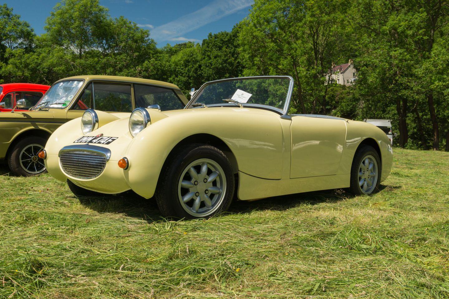 An Introduction to Classic British Sports Cars | Bid Garage