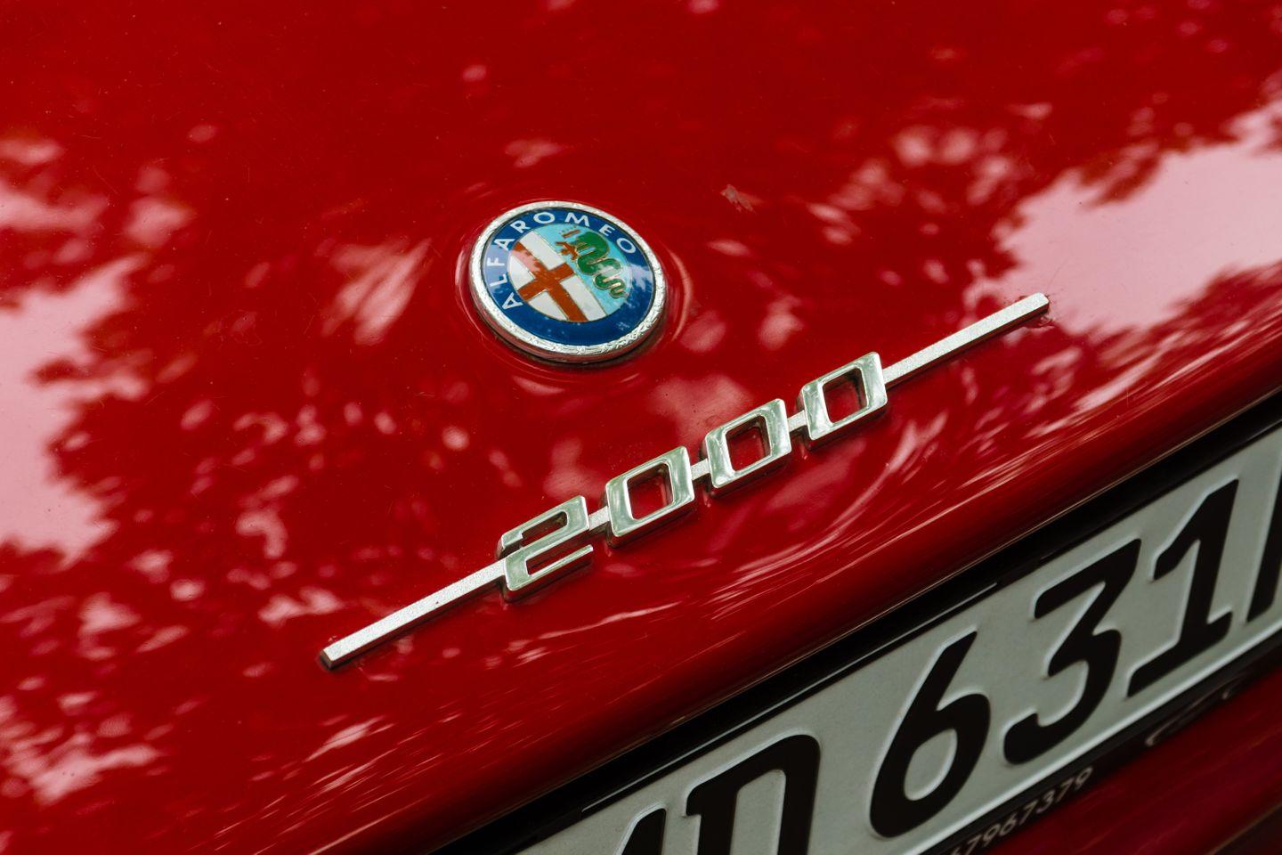 Alfa Romeo Spider 2000