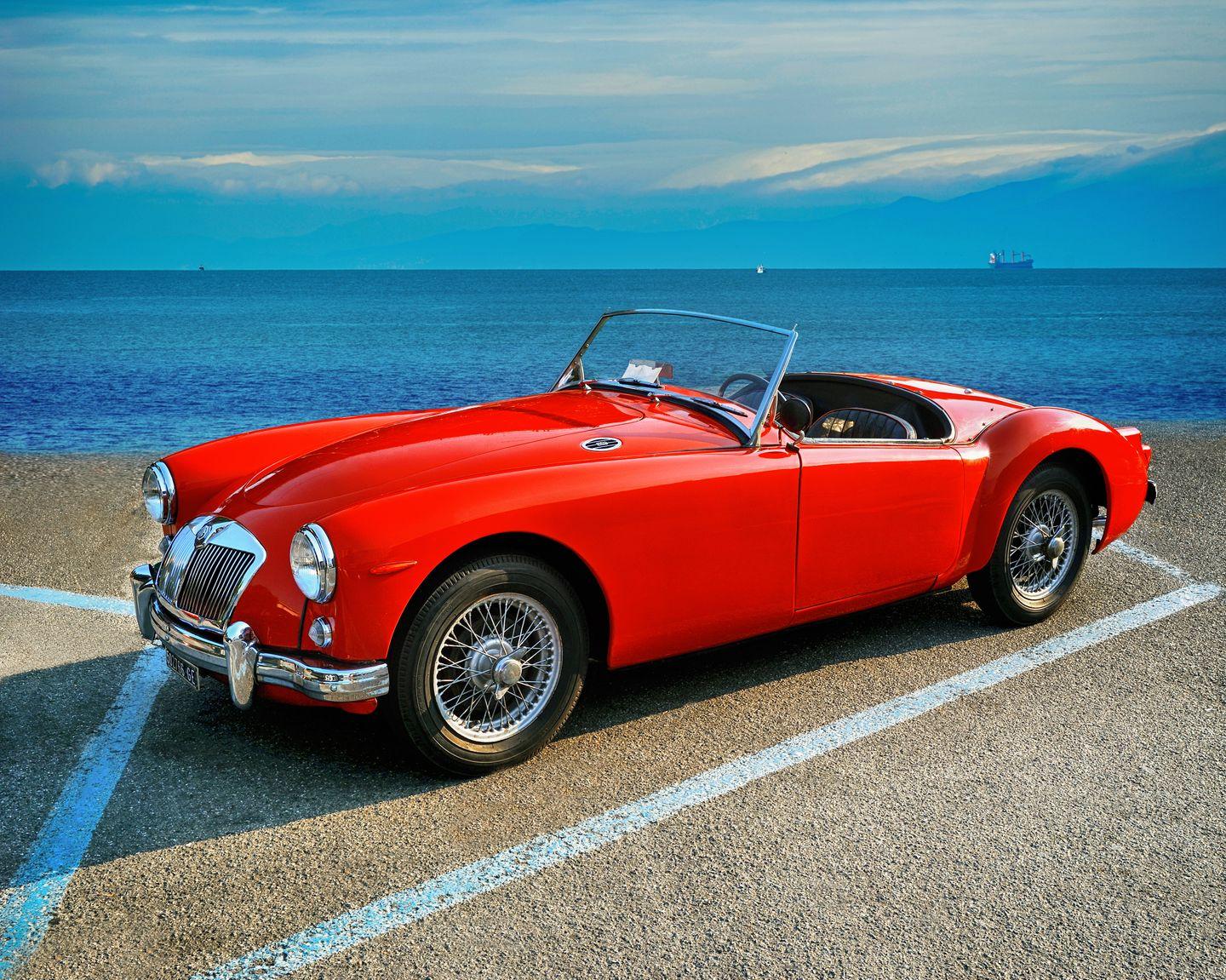 MG MGA