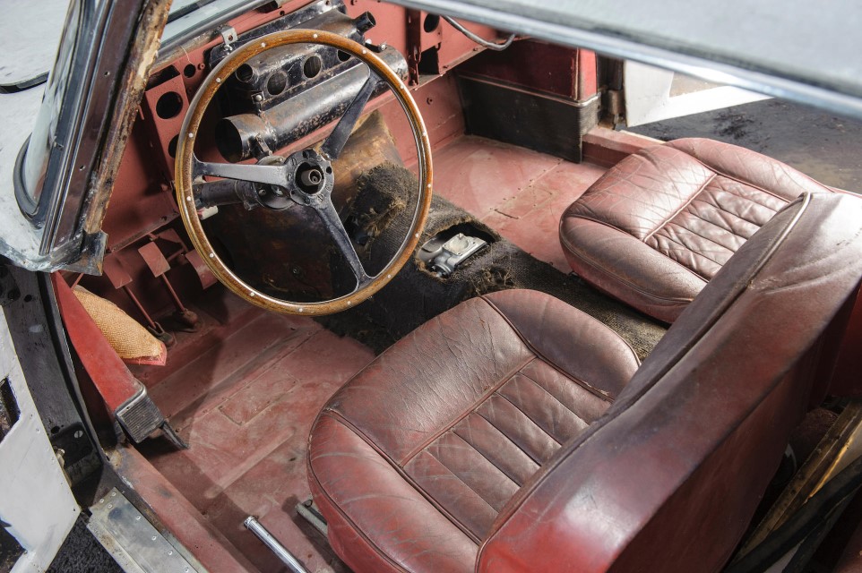 Aston Martin DB Project Interior