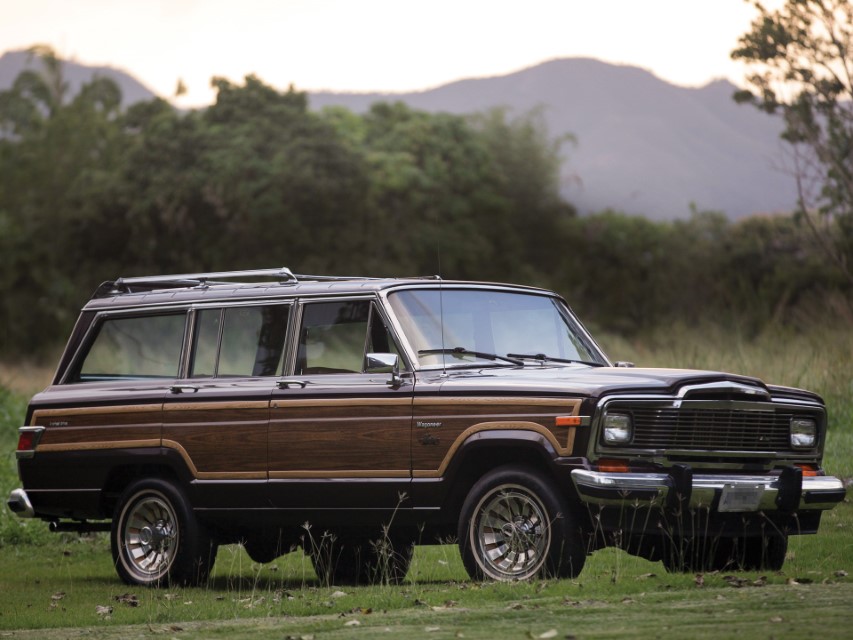 Jeep Grand Wagoneer