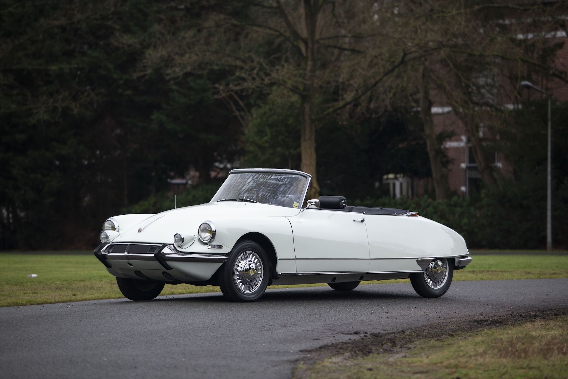 1963 Citroën DS 19 cabriolet usine par Henri Chapron